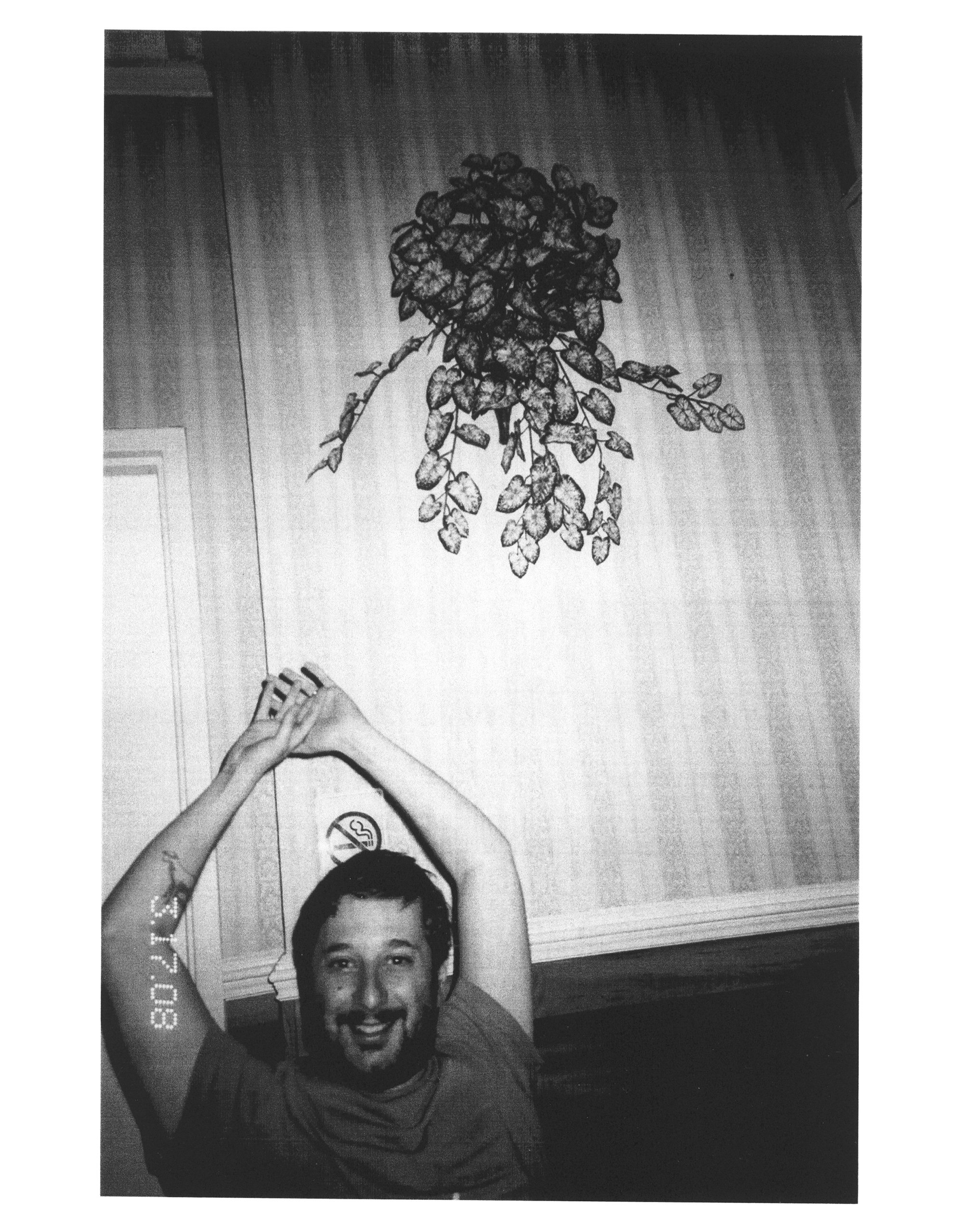 Nieves · Ari Marcopoulos