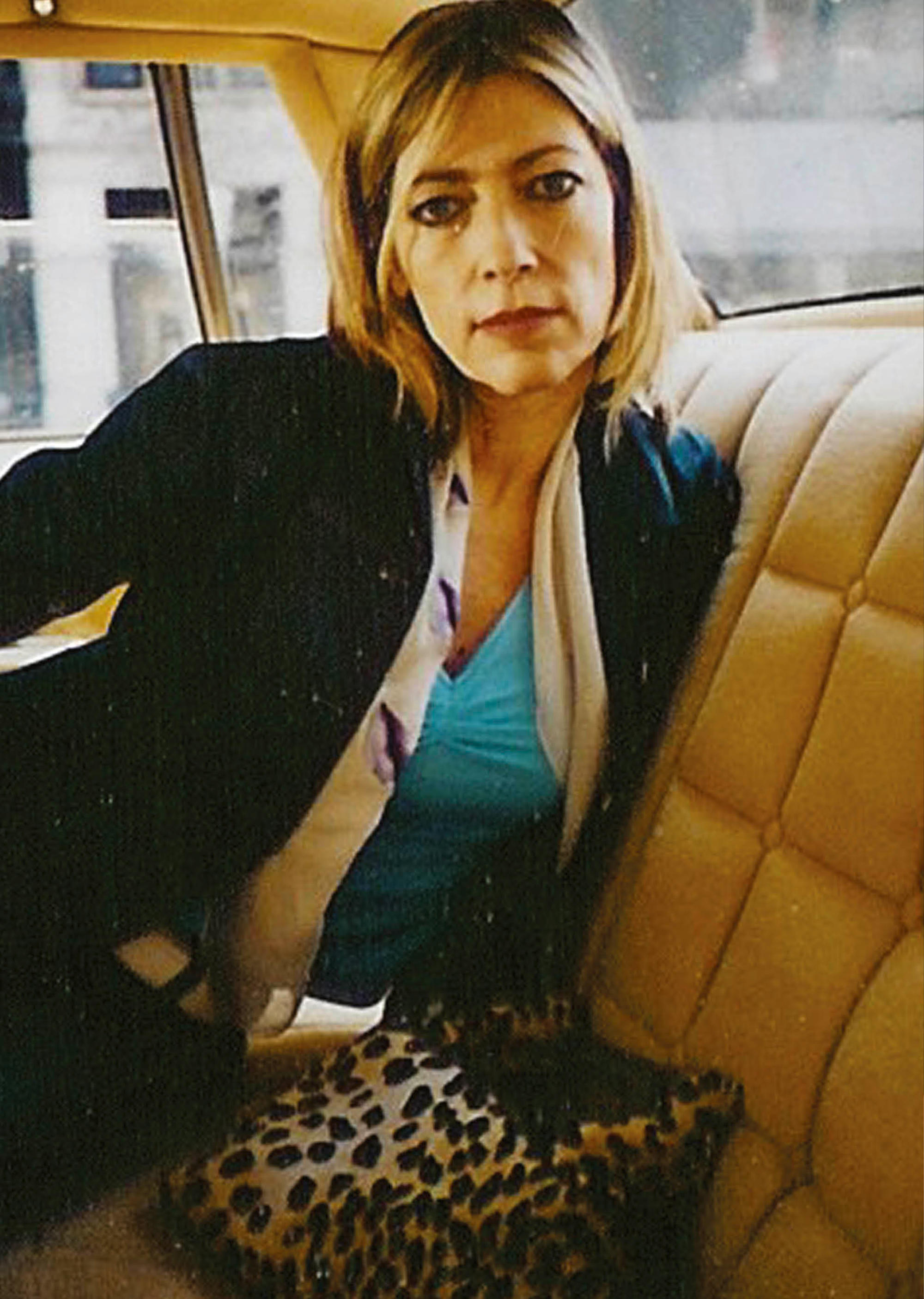 Nieves · Kim Gordon